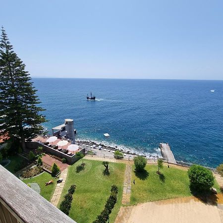 Ocean At Your Feet! Funchal  Kültér fotó