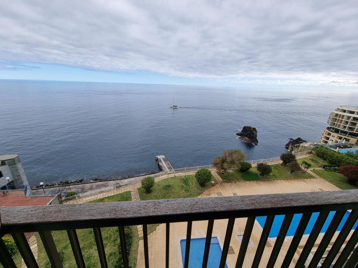 Ocean At Your Feet! Funchal  Kültér fotó