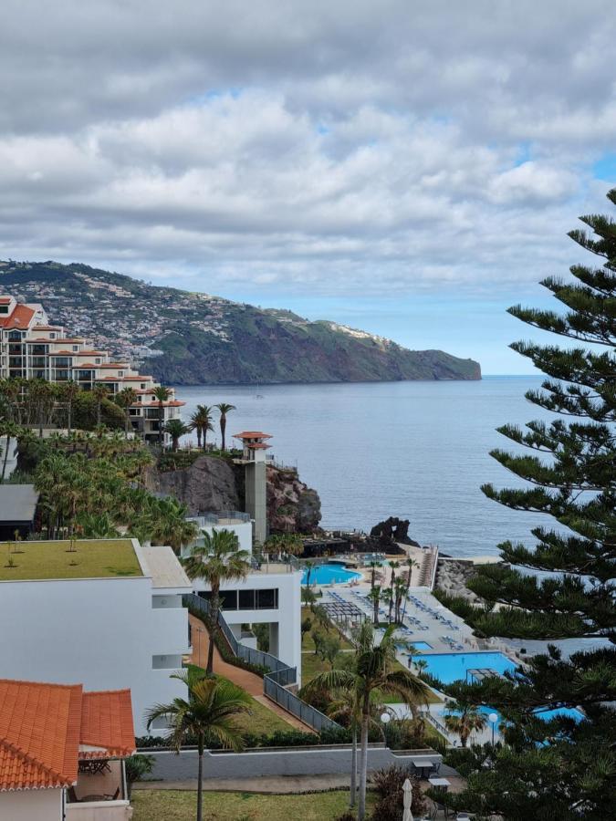 Ocean At Your Feet! Funchal  Kültér fotó